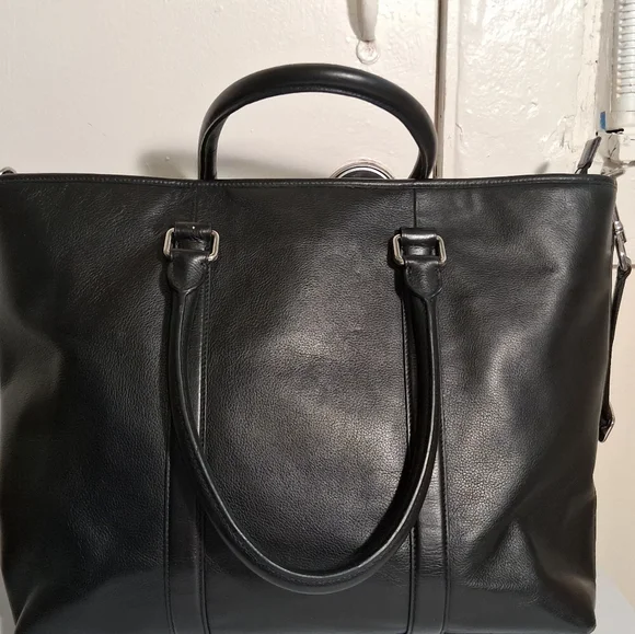 Authentic black leather coach Businessbriefcase.